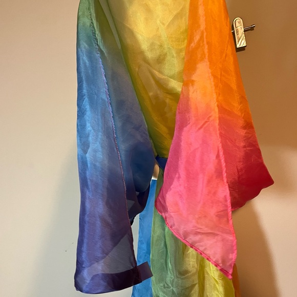 Sarah's Silks Rainbow Wings. Childs One Size. 100% silk. For babies and toddlers - Picture 7 of 10